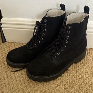 H&M Black Lace-Up Faux-Suede Ankle Boots with Shearling Lining